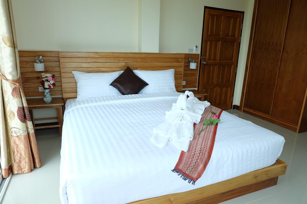 Chatin Guesthouse Кхаулак Экстерьер фото